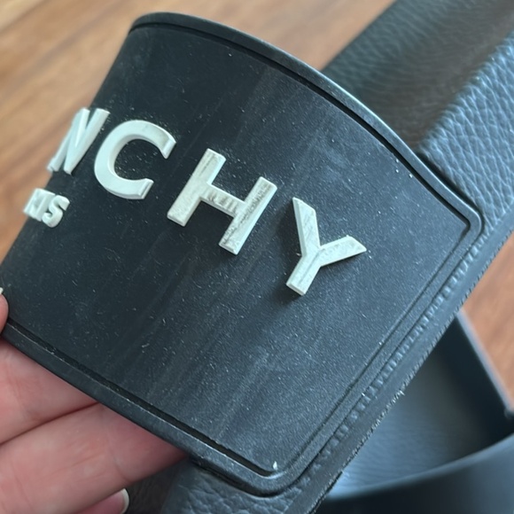 Authentic Givenchy Slides - Picture 3 of 3